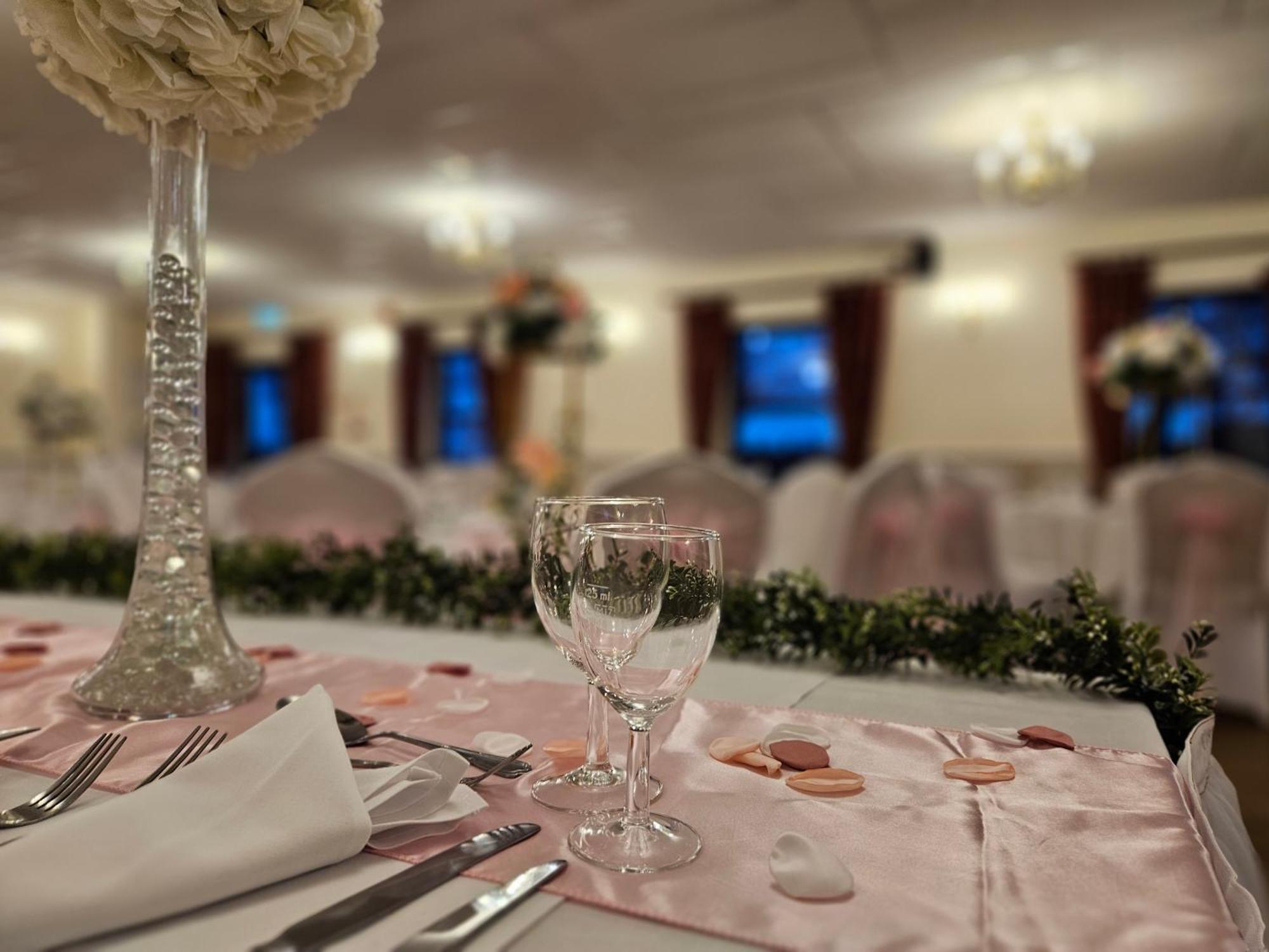 Marsh Farm Hotel Σουίντον Εξωτερικό φωτογραφία